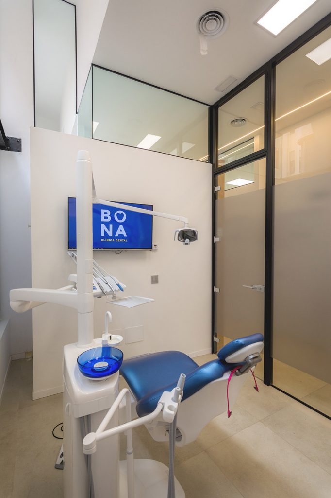 Clinica dental Bona Arze interiorismo Alicante proyecto sala arquitectura